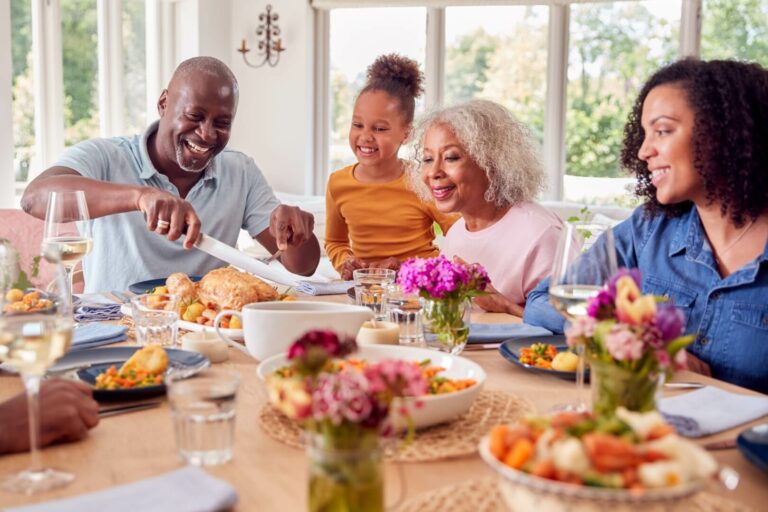 How to Stay Connected During the Holidays