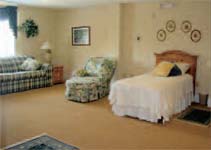 River-Oaks-Loudon-Room