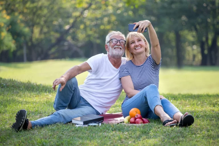 How to Stay Connected to Loved Ones After Moving to a Senior Living Community